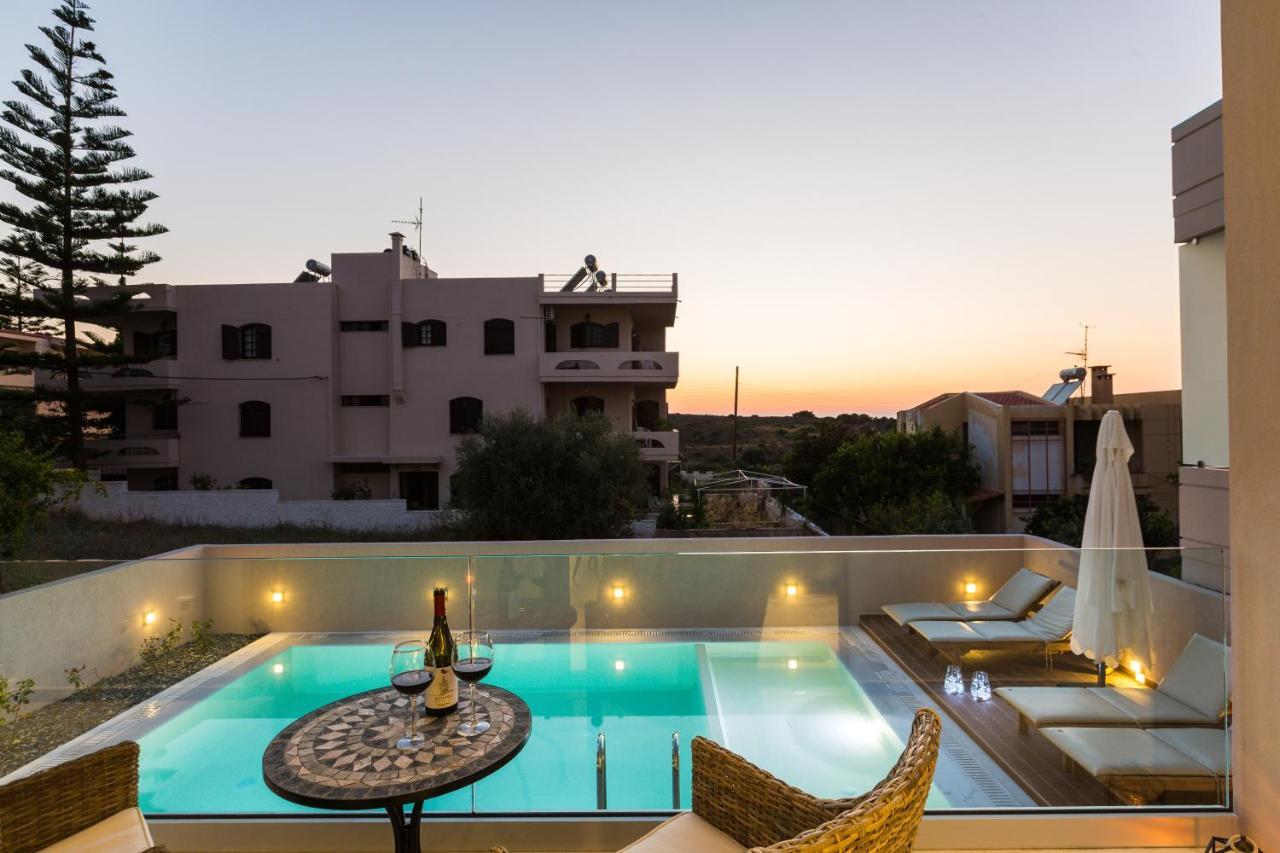 Villa Amelia I Free 9 Seater Mini Van & Pool กาลาธาส ภายนอก รูปภาพ