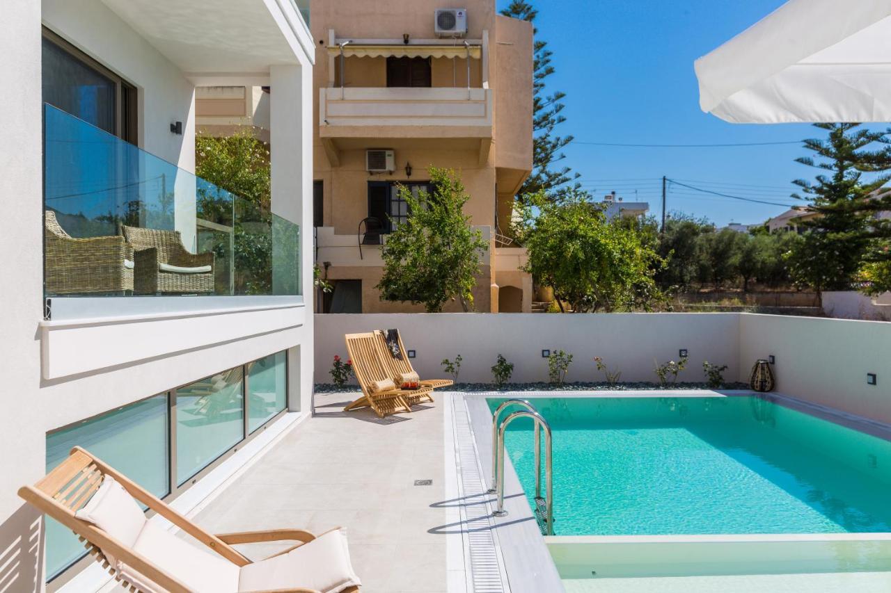 Villa Amelia I Free 9 Seater Mini Van & Pool กาลาธาส ภายนอก รูปภาพ