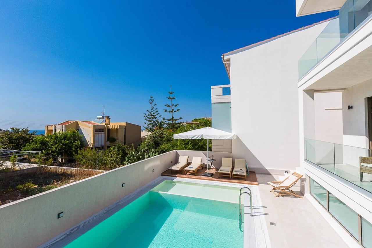 Villa Amelia I Free 9 Seater Mini Van & Pool กาลาธาส ภายนอก รูปภาพ