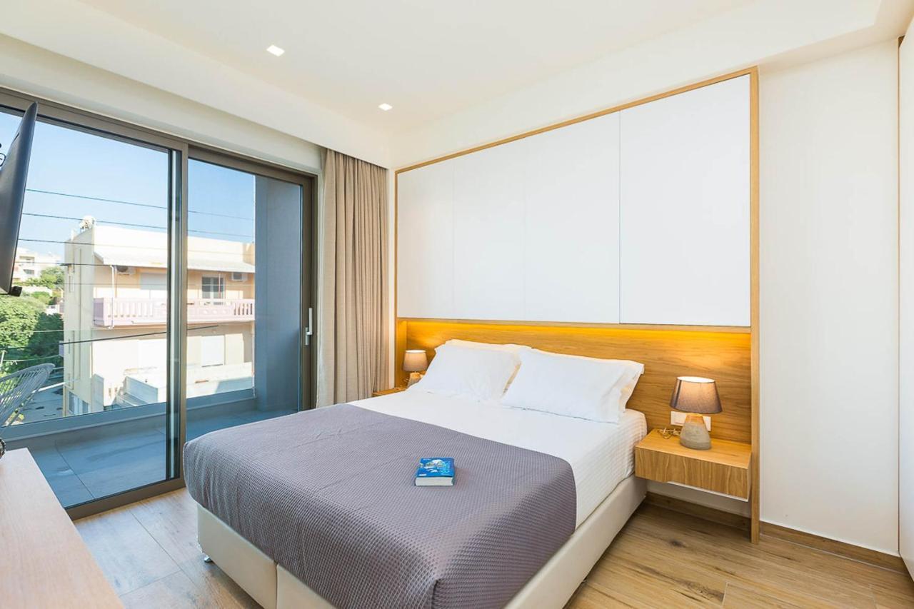 Villa Amelia I Free 9 Seater Mini Van & Pool กาลาธาส ภายนอก รูปภาพ