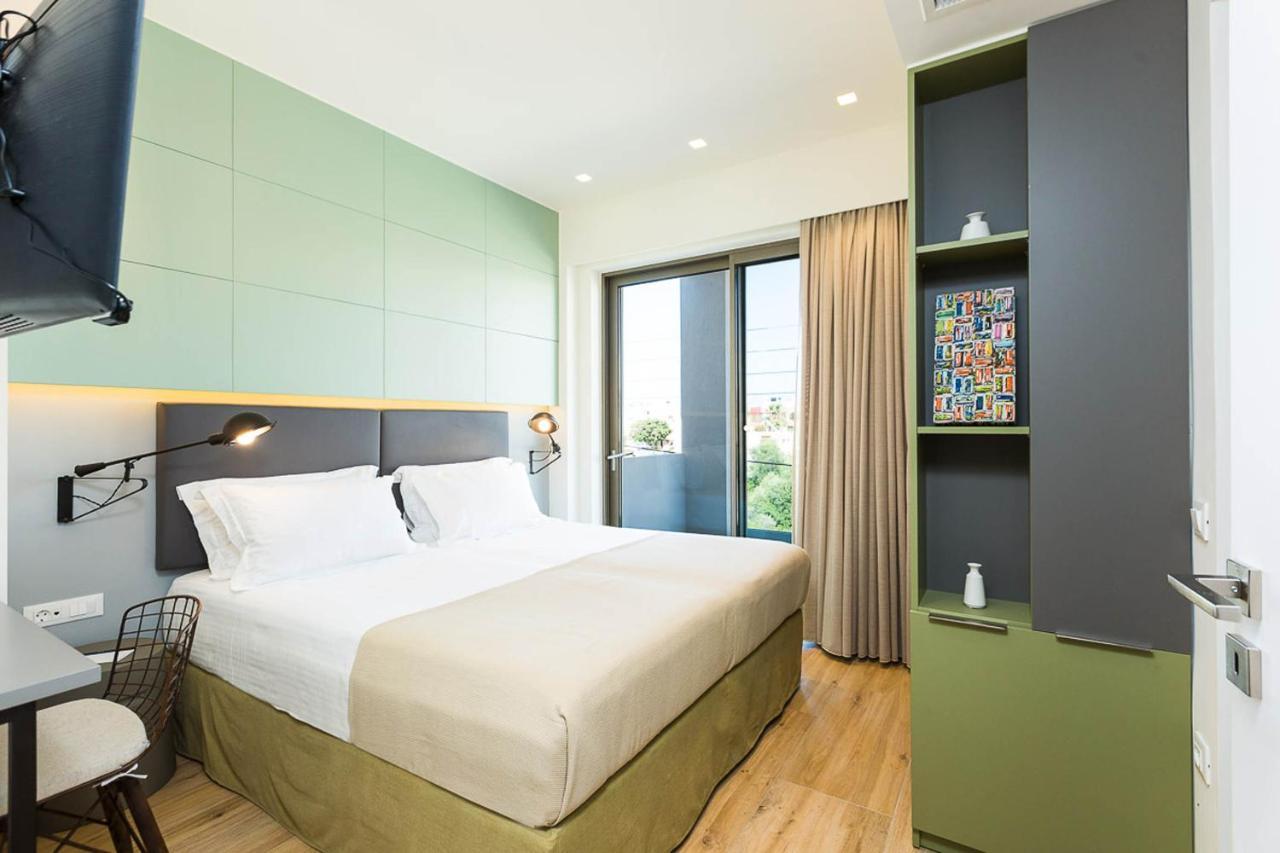 Villa Amelia I Free 9 Seater Mini Van & Pool กาลาธาส ภายนอก รูปภาพ